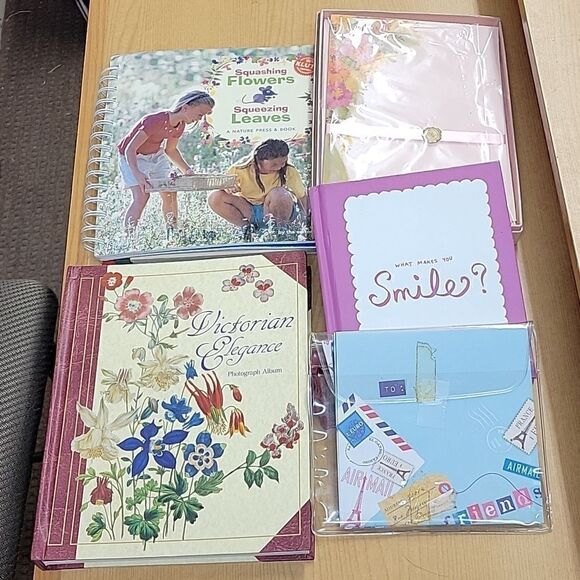 Photo albums..nature press book, stationary - Picture 1 of 12